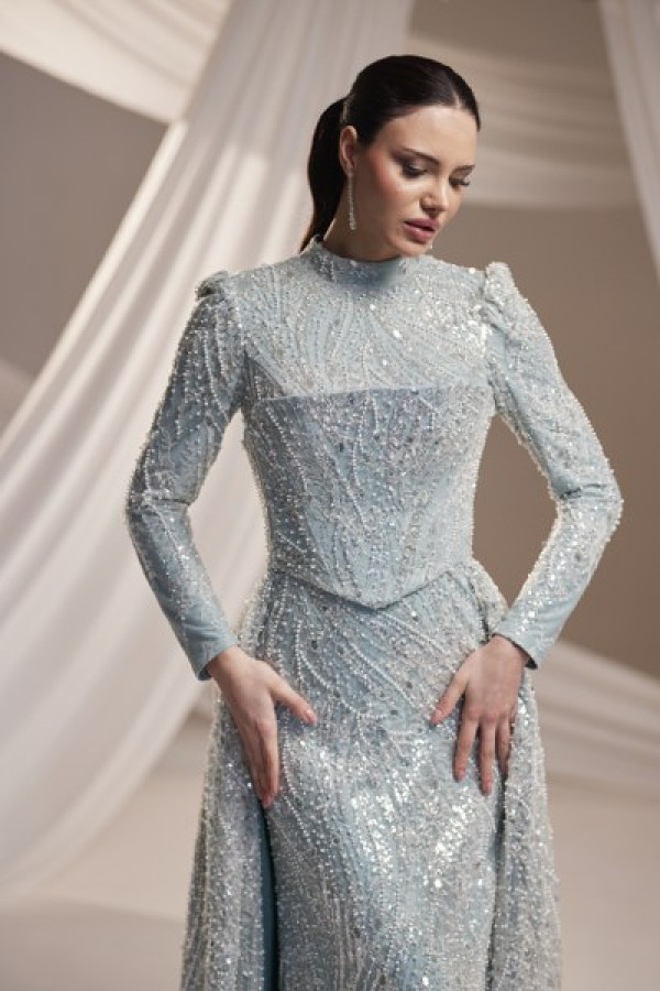 Azra Abiye Mint