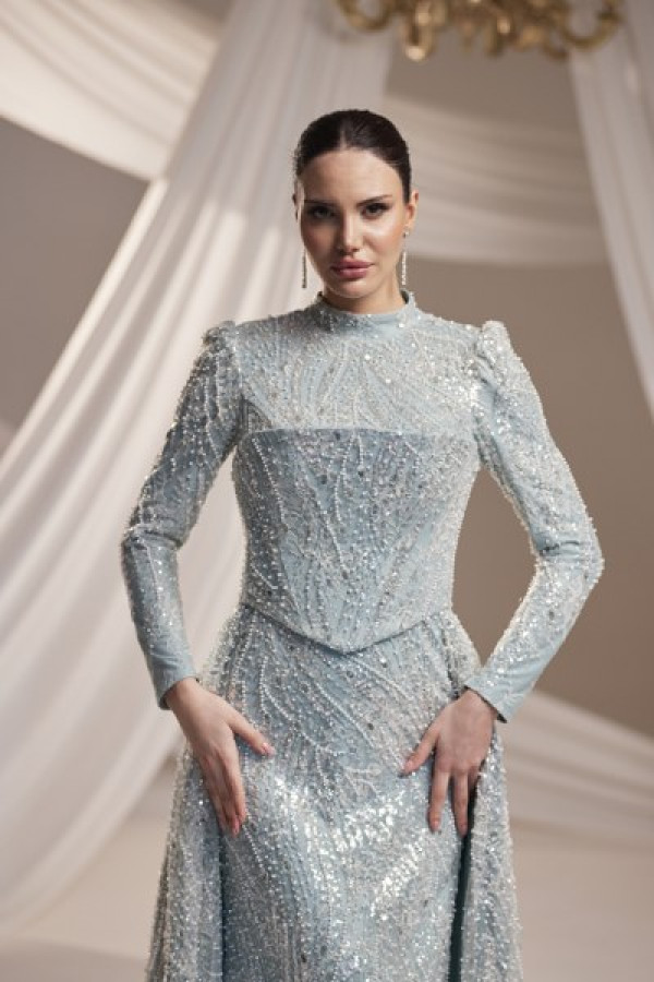 Azra Abiye Mint
