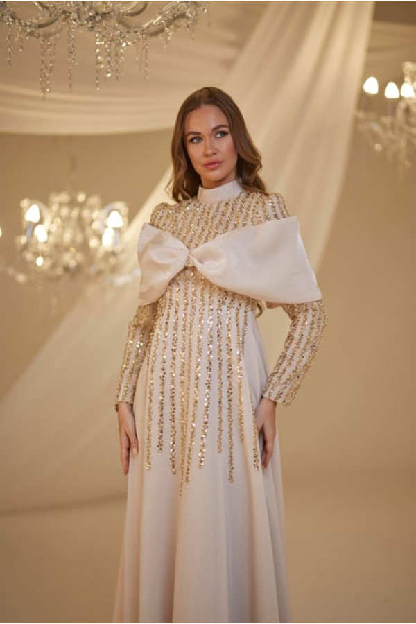 Fahriye Abiye-Gold