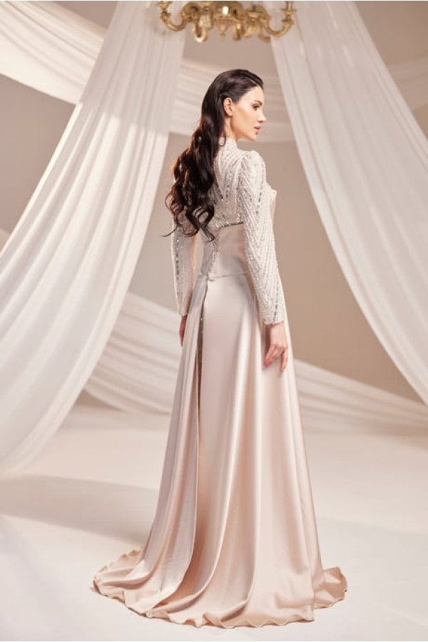 Özge Abiye-Bej