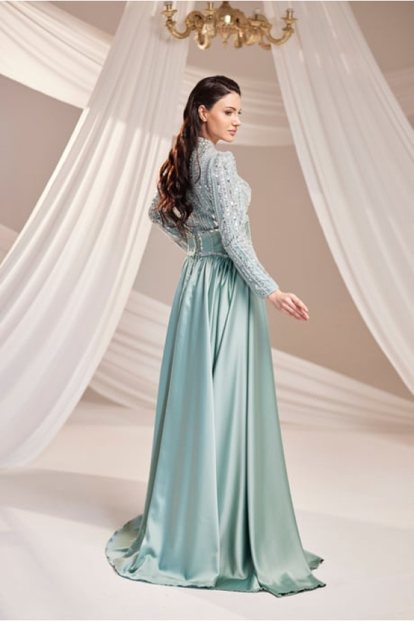 Royal Abiye-Mint