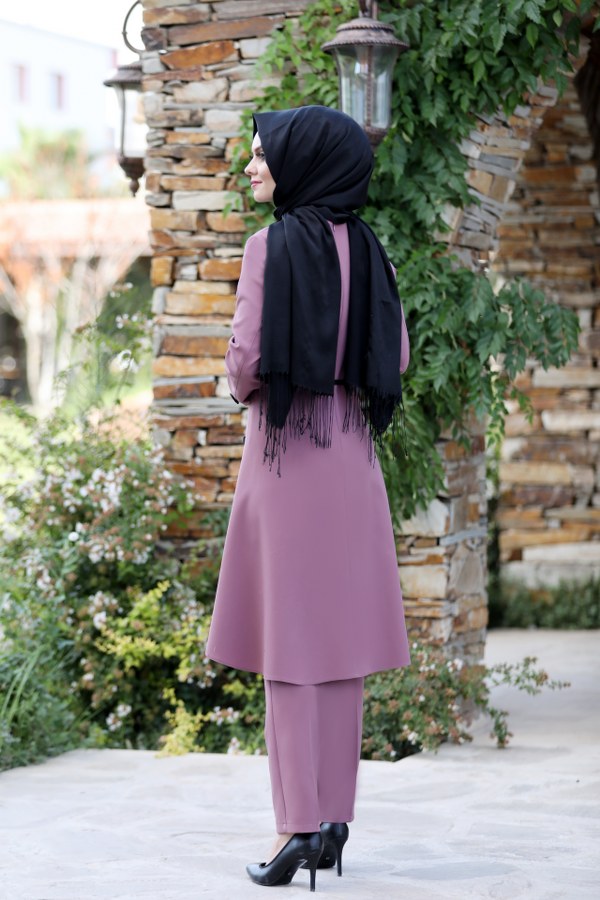 Ahunisa-Azra Suit