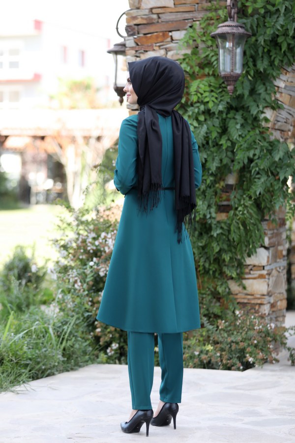 Ahunisa-Azra Suit