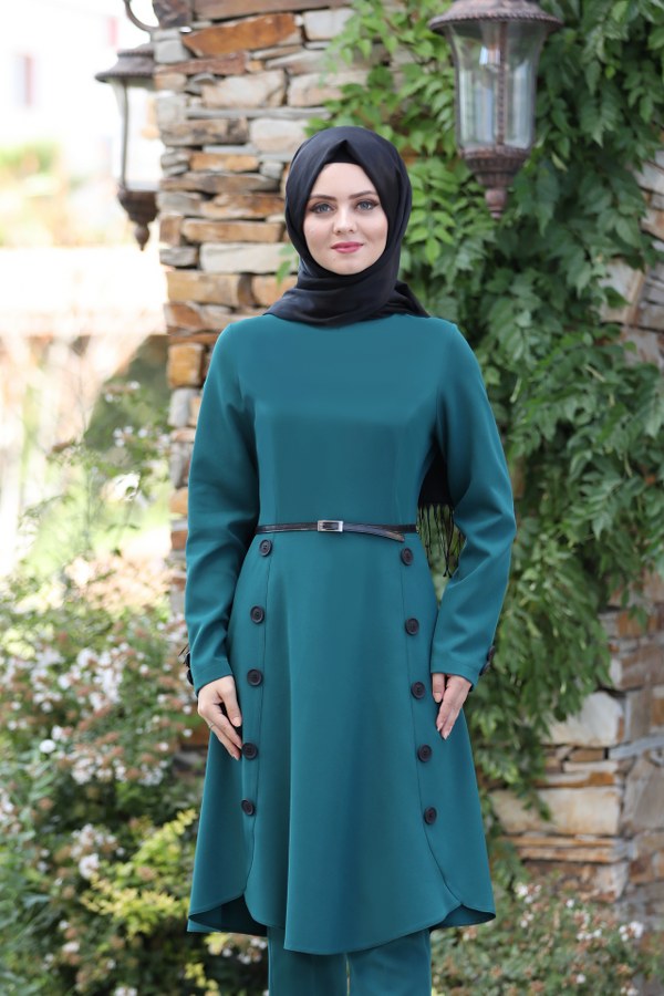 Ahunisa-Azra Suit
