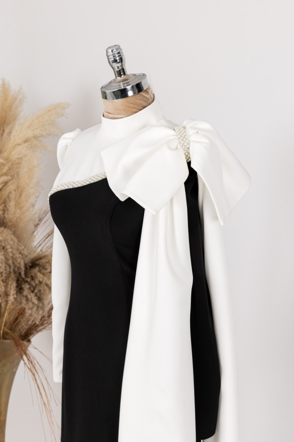 Lorena Abiye  Lorena Abiye