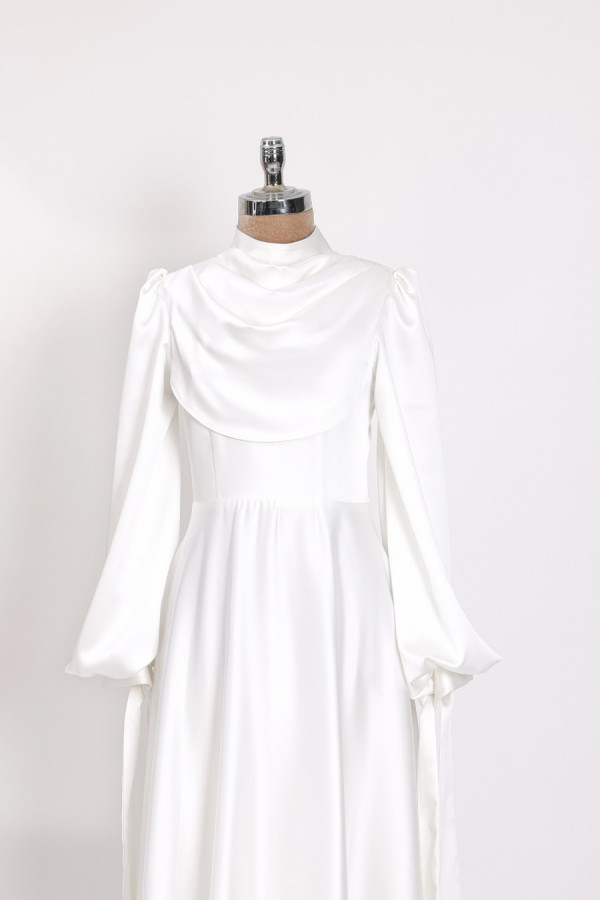 Zehra Tesettür Abiye - Ekru Zehra Tesettür Abiye - Ekru