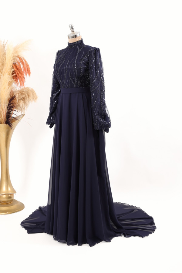 Senem Abiye Lacivert