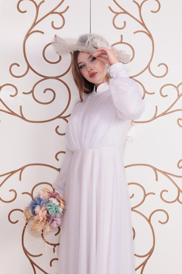 Berrak Abiye Ekru Berrak Abiye Ekru