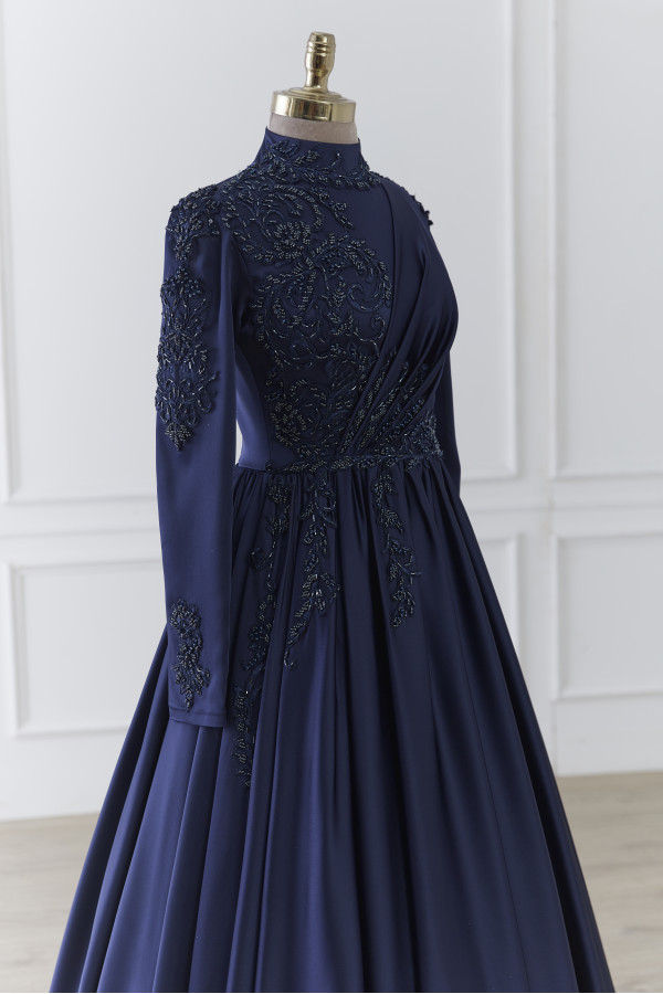 Esma karadag-esila-abaya Esma karadag-esila-abaya