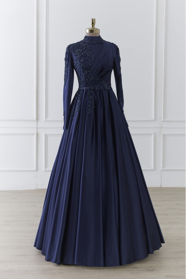 Esma karadag-esila-abaya Esma karadag-esila-abaya