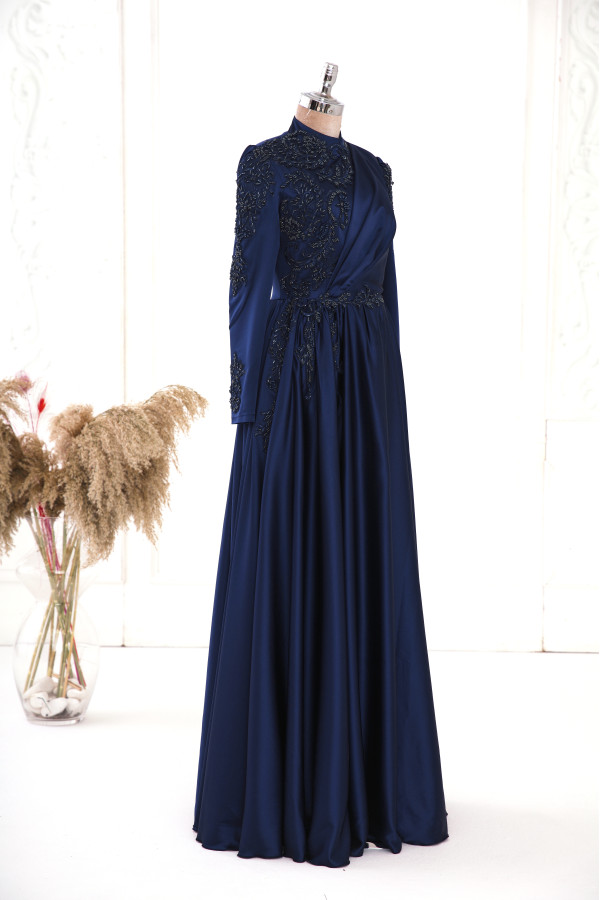 Esma karadag-esila-abaya Esma karadag-esila-abaya