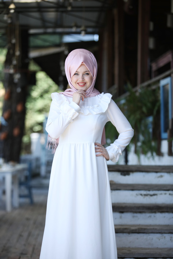 Elfida Elbise Ekru