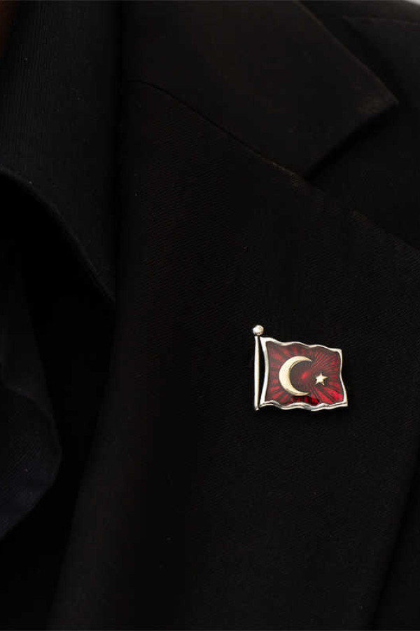 Gümüş Türk Bayrağı Rozet