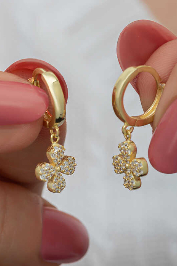 ​Gümüş Gold Sallantılı Yonca Kadın Küpe