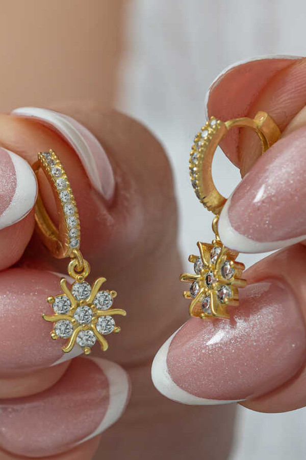 Gümüş Gold Sallantılı Güneş Kadın Küpe