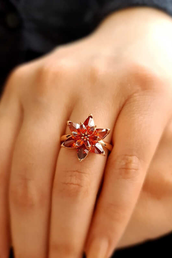 Gümüş Rose Kırmızı Lotus Çiçeği Yüzük