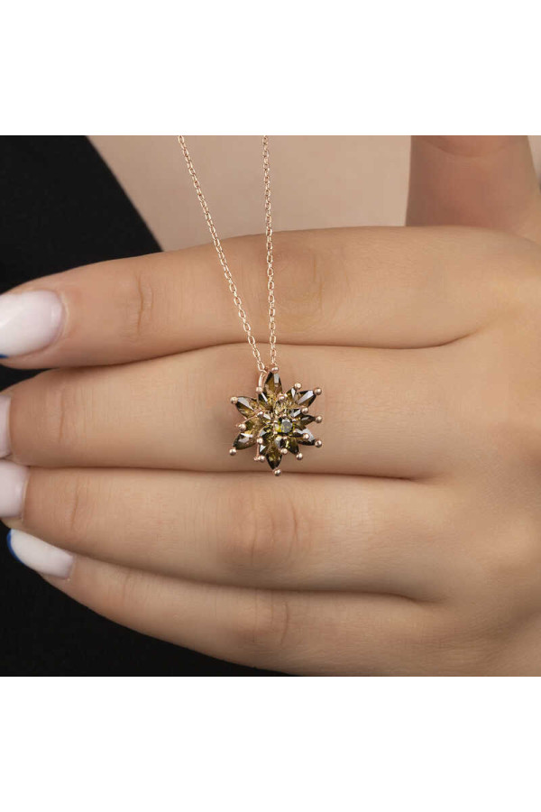 Gümüş Rose 4 Katman Lotus Çiçeği Kadın Kolye