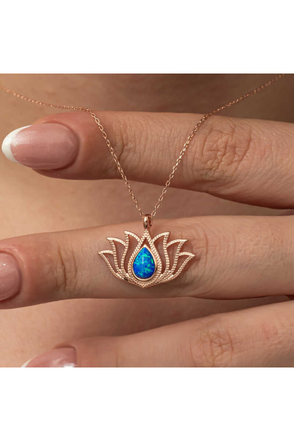 Gümüş Opal Taşlı Rose Lotus Çiçeği Kolye