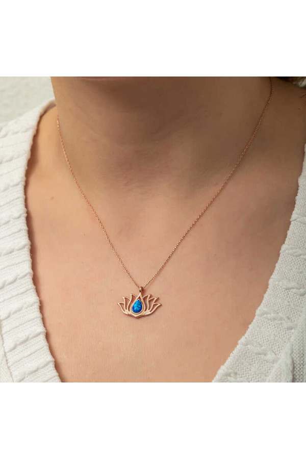 Gümüş Opal Taşlı Rose Lotus Çiçeği Kolye