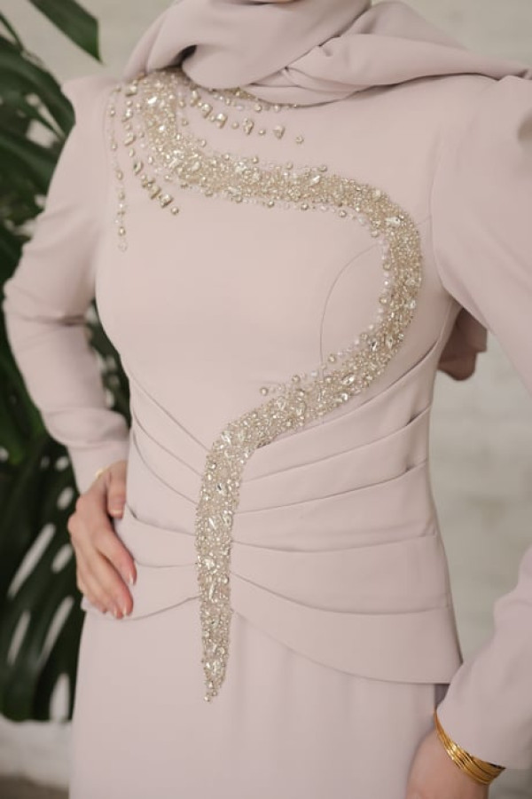 Cloepatra Abiye-Taş 