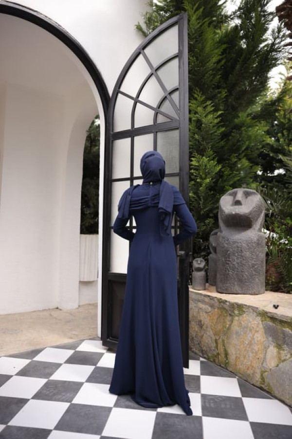 Ebru Abiye-Lacivert