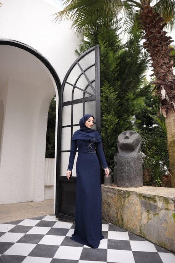 Ebru Abiye-Lacivert