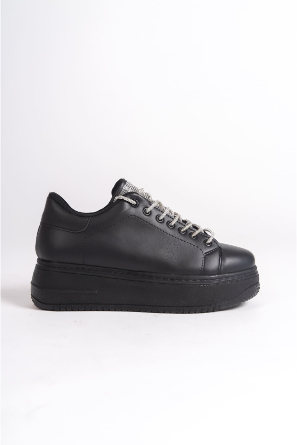 DELLA Bağcıklı Ortopedik Taban Taşlı Kadın Sneaker Spor Ayakkabı - Siyah DELLA Bağcıklı Ortopedik Taban Taşlı Kadın Sneaker Spor Ayakkabı - Siyah