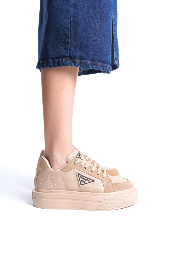 PRAG Bağcıklı Ortopedik Taban Desenli Kadın Sneaker Spor Ayakkabı - Ten PRAG Bağcıklı Ortopedik Taban Desenli Kadın Sneaker Spor Ayakkabı - Ten