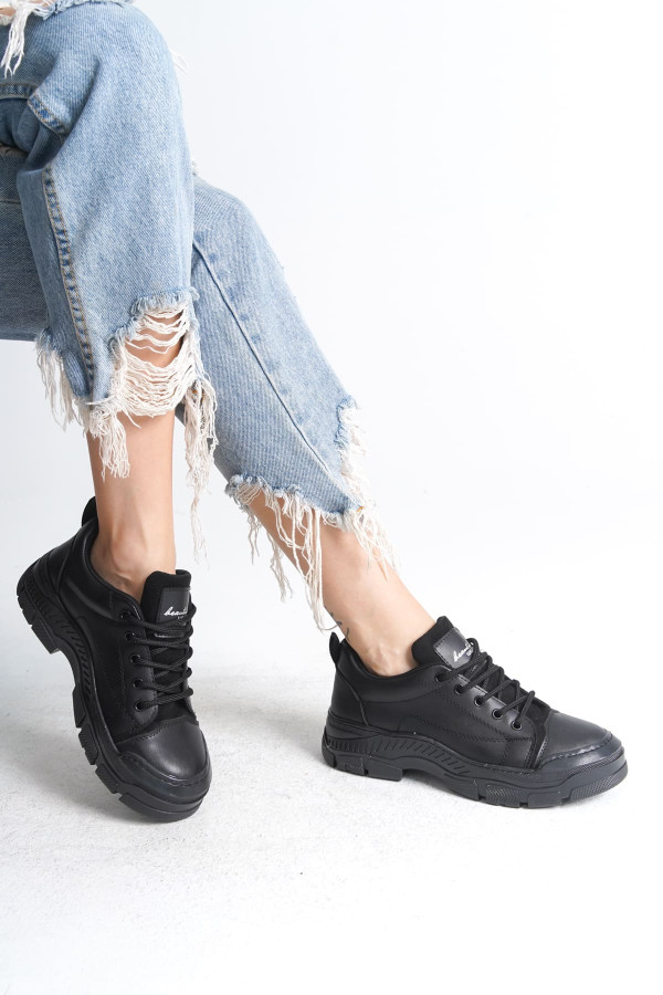 JANE Bağcıklı Ortopedik Taban Kadın Sneaker Spor Ayakkabı - Siyah JANE Bağcıklı Ortopedik Taban Kadın Sneaker Spor Ayakkabı - Siyah
