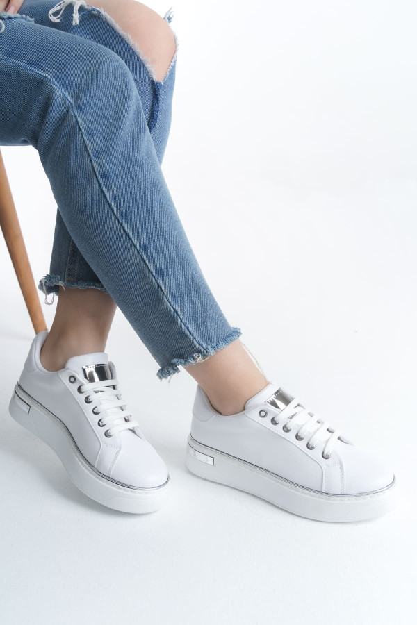 MINA Bağcıklı Ortopedik Taban Kadın Sneaker Spor Ayakkabı - Beyaz/Gümüş MINA Bağcıklı Ortopedik Taban Kadın Sneaker Spor Ayakkabı - Beyaz/Gümüş