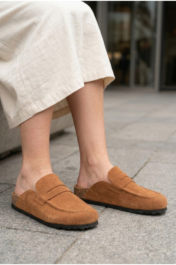 LUVRA Bağcıksız Hakiki Süet Deri Kadın Günlük Mantar Taban Loafer Klasik Ayakkabı - Taba LUVRA Bağcıksız Hakiki Süet Deri Kadın Günlük Mantar Taban Loafer Klasik Ayakkabı - Taba