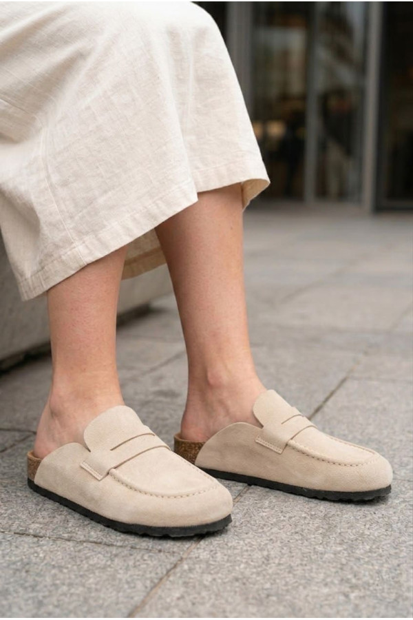 LUVRA Bağcıksız Hakiki Süet Deri Kadın Günlük Mantar Taban Loafer Klasik Ayakkabı - Krem LUVRA Bağcıksız Hakiki Süet Deri Kadın Günlük Mantar Taban Loafer Klasik Ayakkabı - Krem