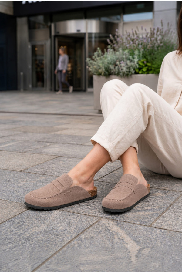 LUVRA Bağcıksız Hakiki Süet Deri Kadın Günlük Mantar Taban Loafer Klasik Ayakkabı - Bej LUVRA Bağcıksız Hakiki Süet Deri Kadın Günlük Mantar Taban Loafer Klasik Ayakkabı - Bej