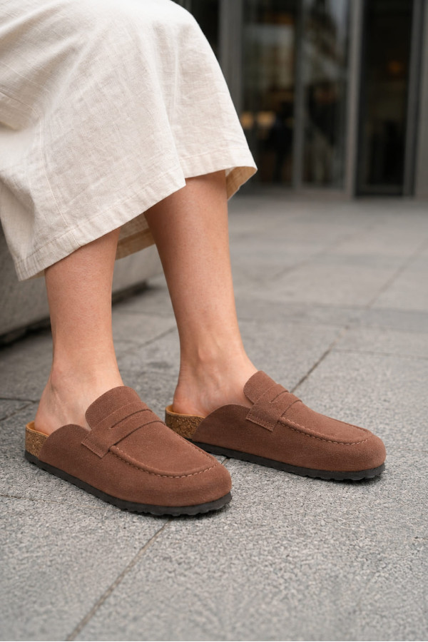 LUVRA Bağcıksız Hakiki Süet Deri Kadın Günlük Mantar Taban Loafer Klasik Ayakkabı - Kahve LUVRA Bağcıksız Hakiki Süet Deri Kadın Günlük Mantar Taban Loafer Klasik Ayakkabı - Kahve