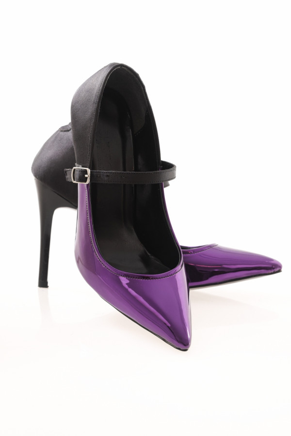 Svena Stiletto - Mor Siyah