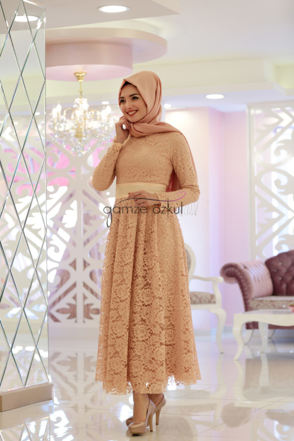 Rana Dantel Elbise Somon