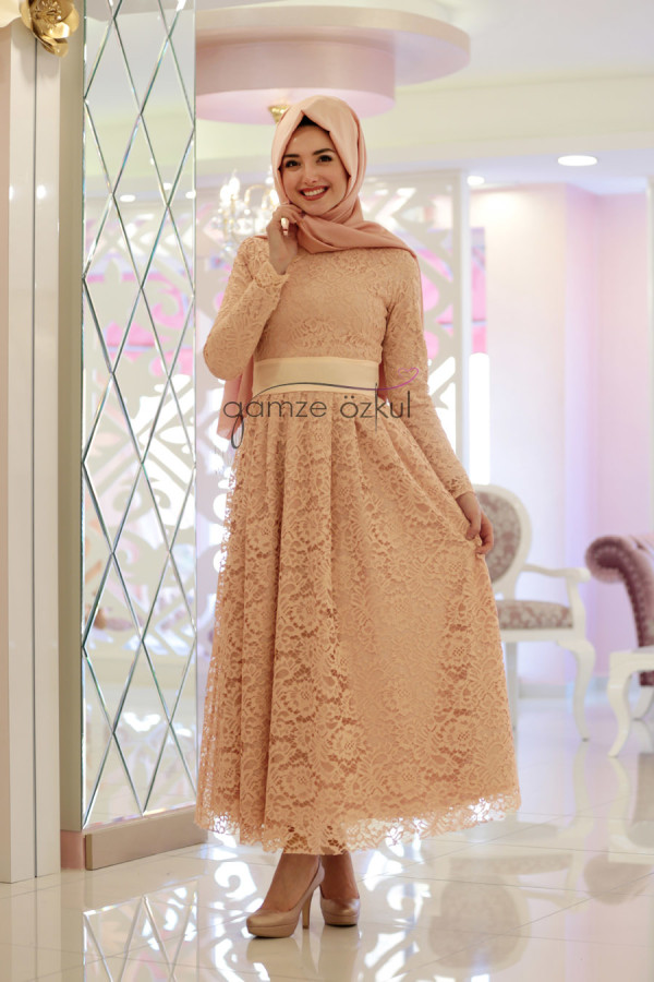 Rana Dantel Elbise Somon